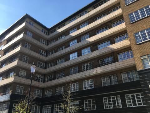 ロンドン ケンジントン アンド チェルシー パーパスビルトフラット 1ベッドルームの賃貸物件詳細